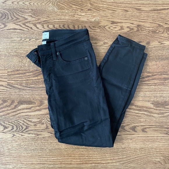 J. Crew | Petite 9" Mid-Rise Stretchy Toothpick Jeans - Picture 6 of 8